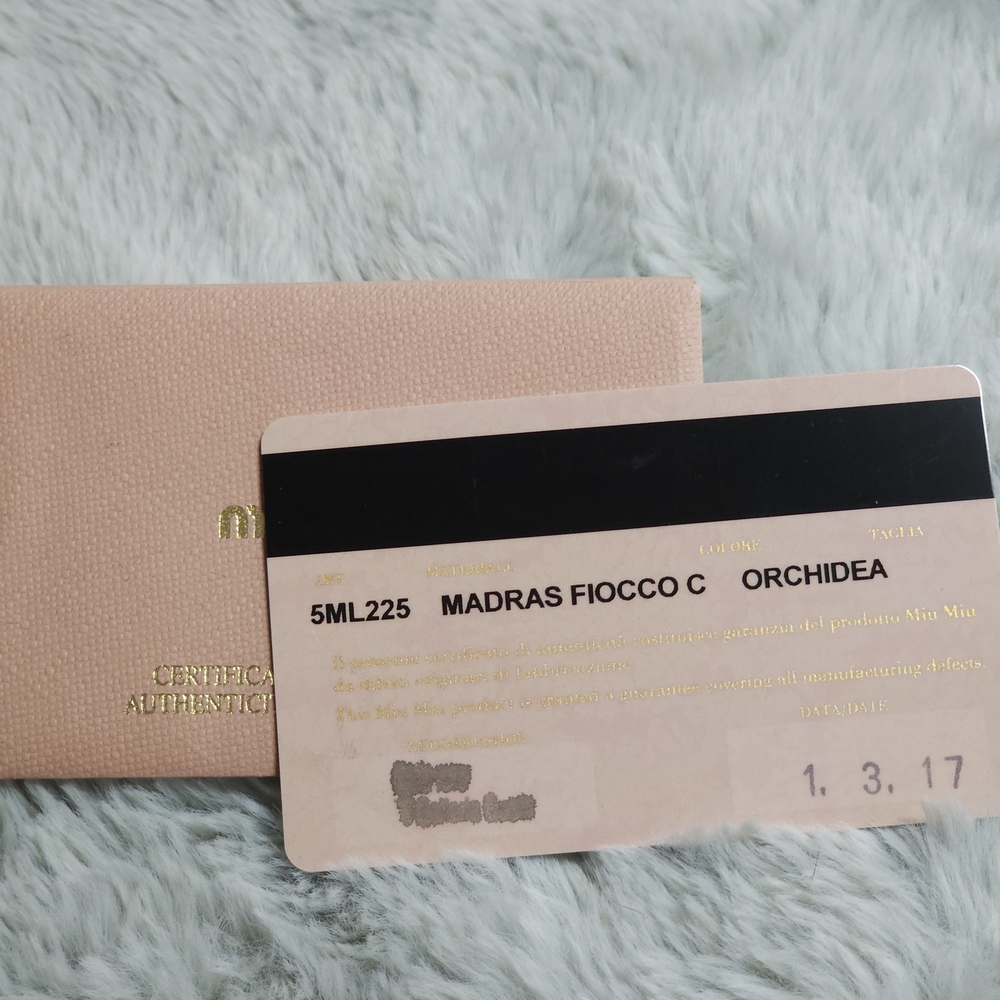 **Authentic**Miu Miu Trifold Wallet Madras Fiocco Orchidea - Very Good Condition - Picture 5 of 16